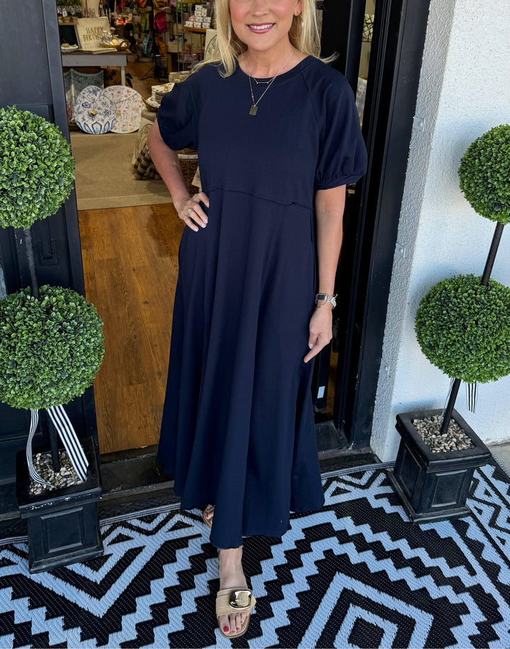Elis | Women's Solid Color Puff Sleeve Round Neck Long Dress